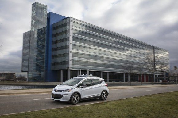 EIN PROTOTYP DES SELBSTFAHRENDEN CHEVROLET BOLT W&Auml;HREND EINES TESTS IN DER N&Auml;HE DES TECHNIKZENTRUMS VON GM IN WARREN, MICHIGAN. BILDQUELLE: GENERAL MOTORS