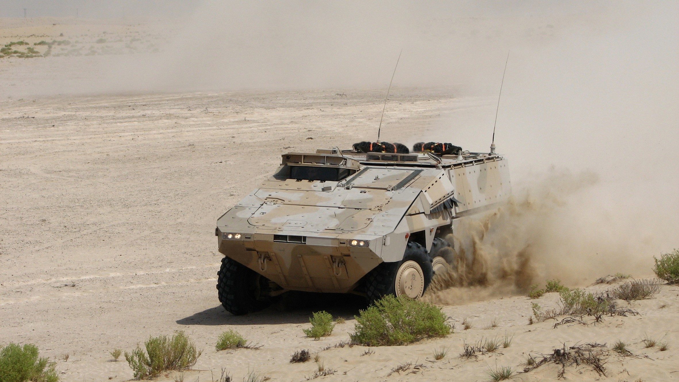 Der Boxer ist ein hochmobiles Radfahrzeug, dessen modularer Aufbau eine Vielzahl missionsspezifischer Varianten ermöglicht.