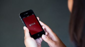 Netflix verzeichnete Mitte 2016 langsameres Wachstum. Bildquelle: The Motley Fool.