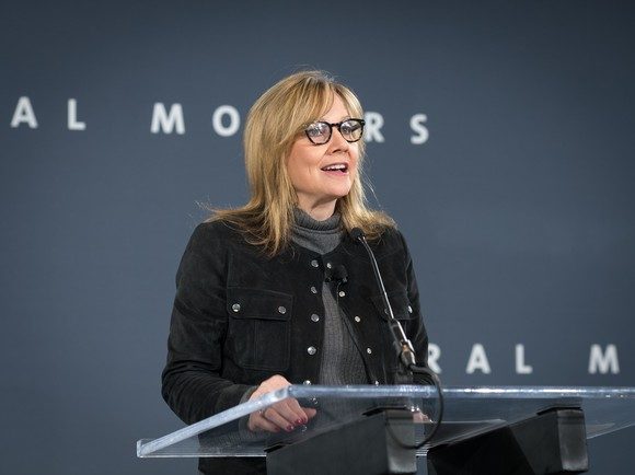 CEO Mary Barra f&uuml;hrt das Unternehmen in die Zukunft. F&uuml;r Barra w&auml;re eine Fusion mit FCA ein R&uuml;ckschritt. Bildquelle: General Motors.