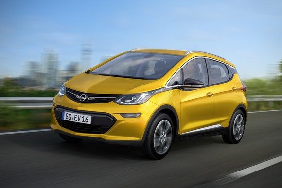 Der Opel Ampera-e ist die europäische Version des elektrischen Chevy Bolt. Dieses Modell würde einen Verkauf von Opel wahrscheinlich nicht überleben. Bildquelle: General Motors.