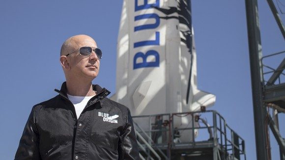 Jeff Bezos träumt davon, im Weltall Pakete auszuliefern. Bildquelle: BLUE ORIGIN.