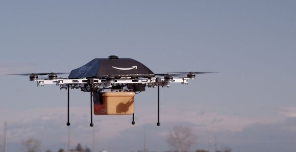 Die Auslieferung per Drohne – ein Fortschritt, den Amazon vor zehn Jahren vermutlich niemals für möglich gehalten hätte: Bildquelle: Amazon.