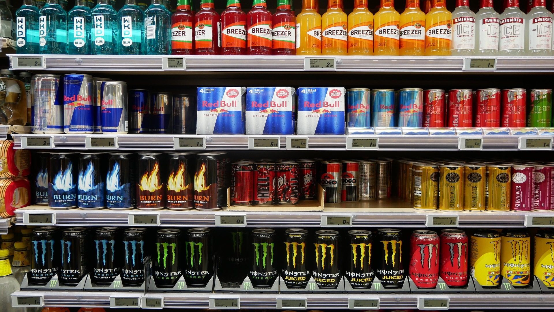 Regal, Ladeneinrichtung, Lager, Energy Drinks, Energiegetränke