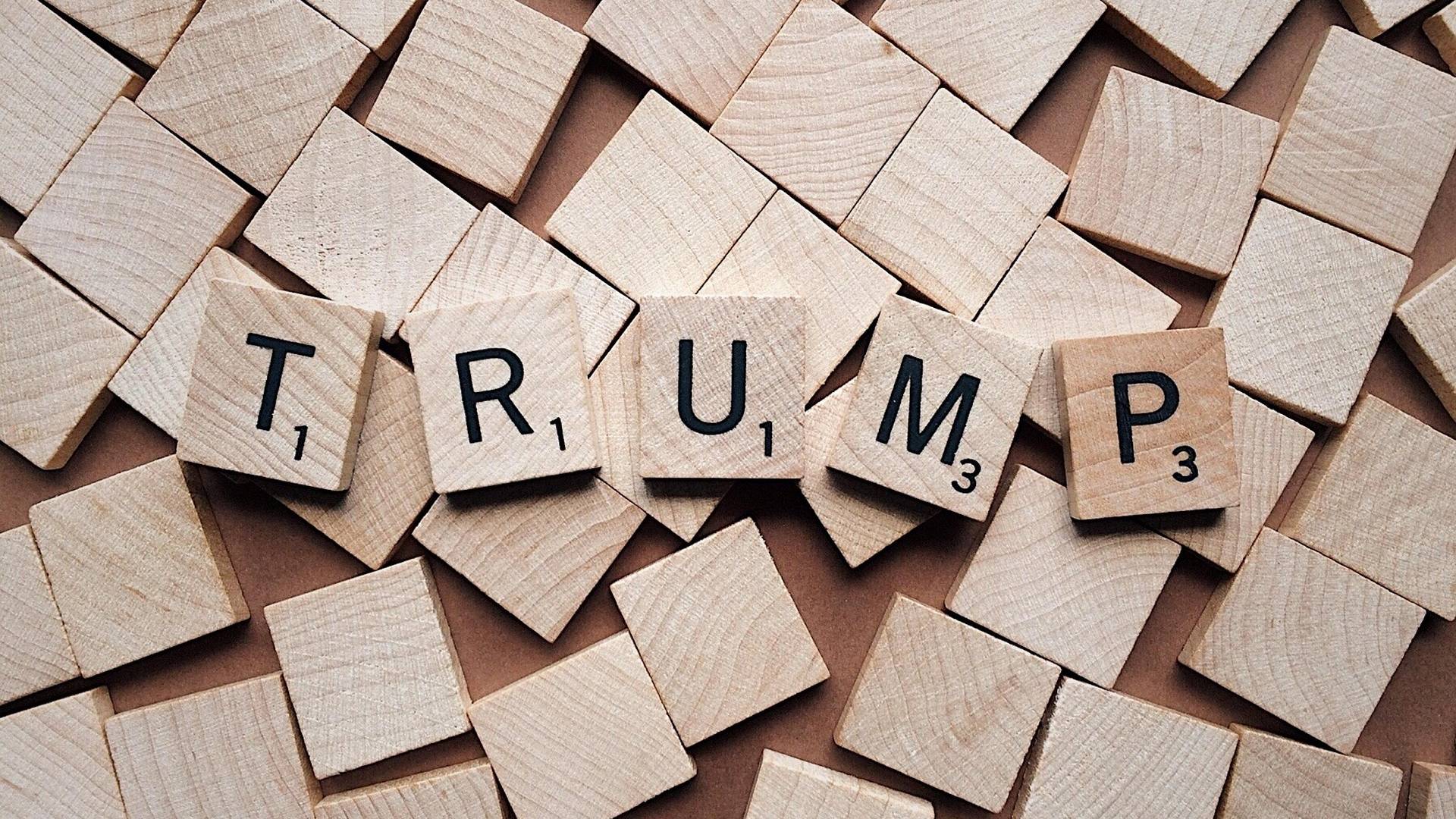Scrabble-Steinchen buchstabieren den Namen des US-Präsidenten Donald Trump
