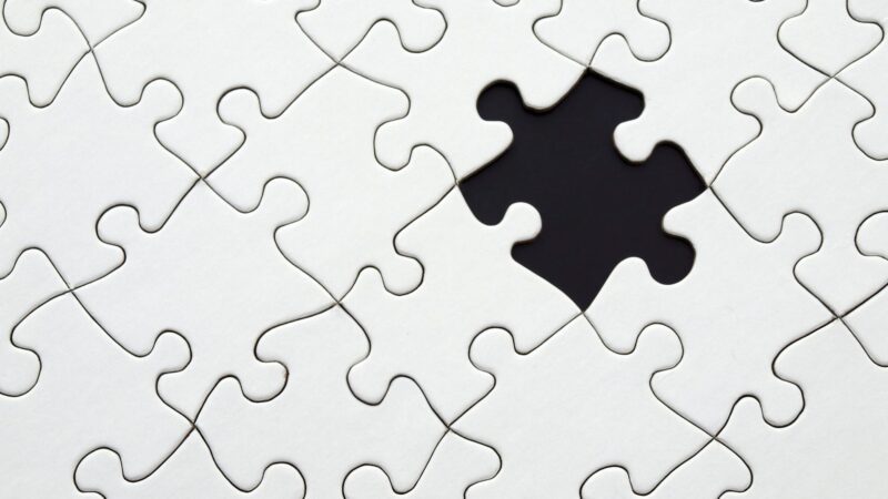 Ein weißes Puzzleteil fehlt